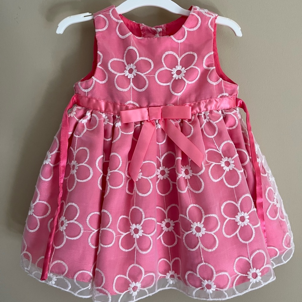 Little girls’ pink floral dress. 6-9months